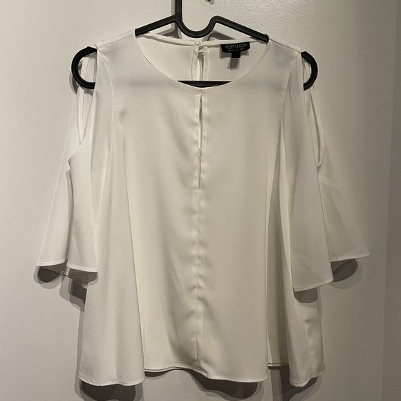 ⭐2 for C$22⭐ Topshop Cold Shoulder Keyhole Blouse, White, Size US 2 - Picture 3 of 7